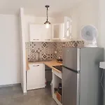 2 Pièces En Plein Coeur Du Village *