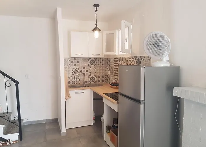 2 Pieces En Plein Coeur Du Village *