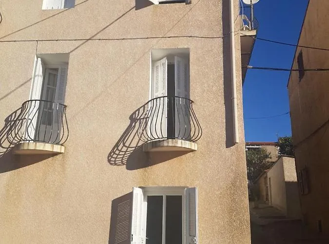 Apartment 2 Pieces En Plein Coeur Du Village Cargese